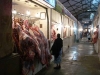 so wird fleisch verkauft in den maerkten hier (dieser ist in oaxaca)